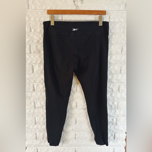 Reebok Black Leggings - Picture 2 of 3